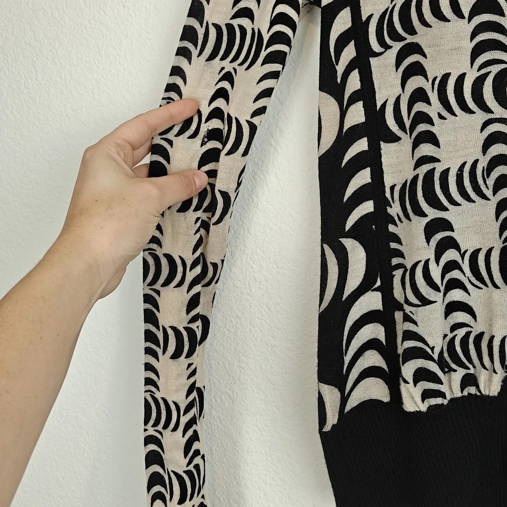 Tory Burch Black & Cream Graphic Wool Cardigan XS | Chic Button Front Statement
